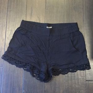 Express Size Small Black Ruffle Shorts